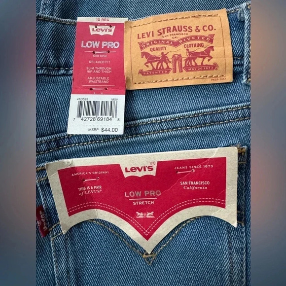 NWT Levis Jeans Girls Size 10 low Pro Relaxed Fit Mid Rise Adjustable Waist - Picture 7 of 8